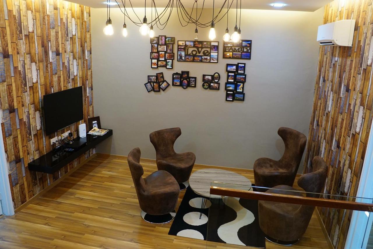 Shamrock Boutique Villa - Stay For 12 Person Batu Ferringhi Zewnętrze zdjęcie